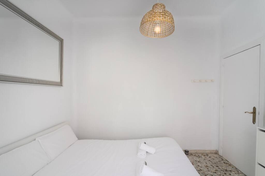 Atico Ispal Con Terraza En Centro Sevilla Dış mekan fotoğraf